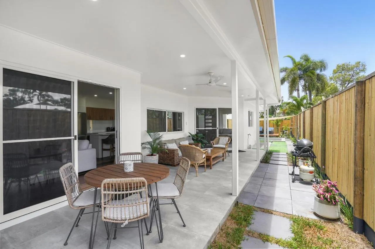 Belle Escapes 120 Meters To Beach Luxury Home 7A St Crispin Clifton Beach 0*,  Australie